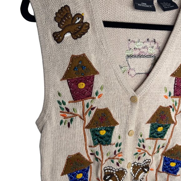 Vintage One Resource Beige Button-Up Sweater Vest Birdhouse Embroidered Sz S - Picture 2 of 8